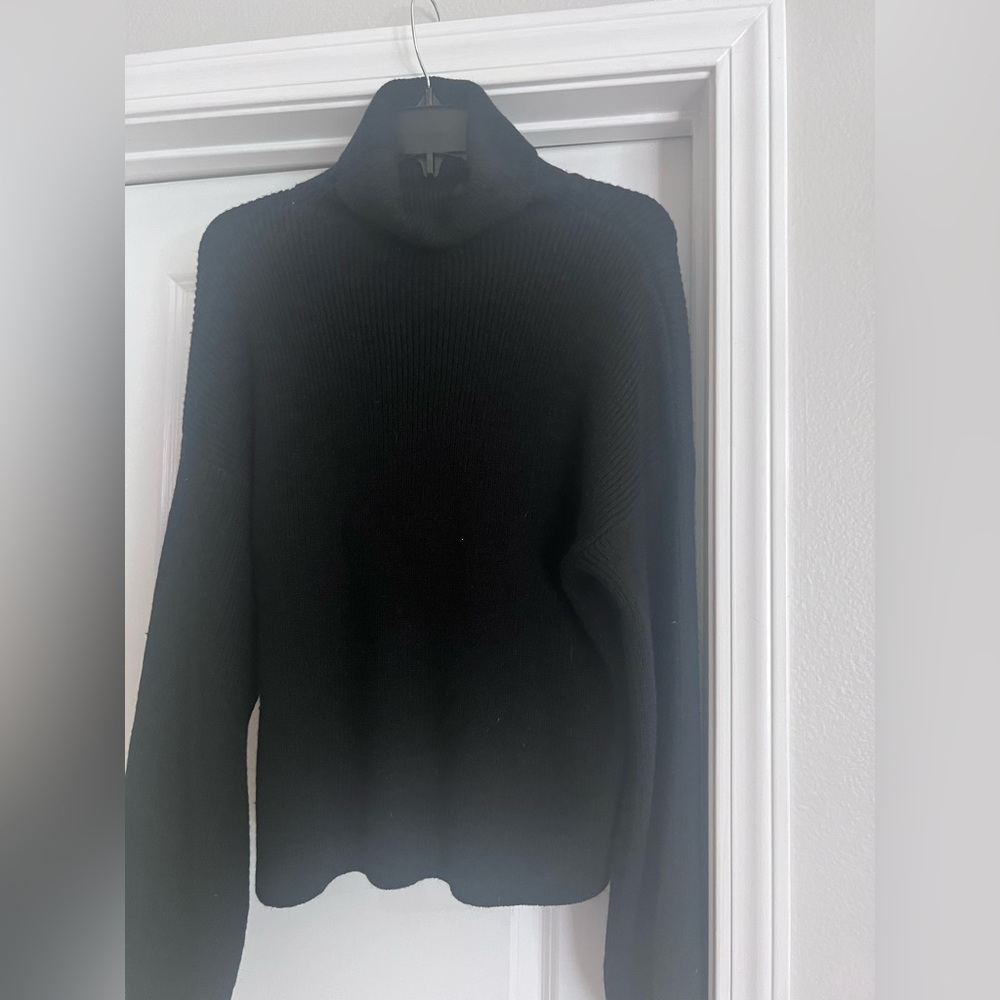 Urban outfitters turtle neck